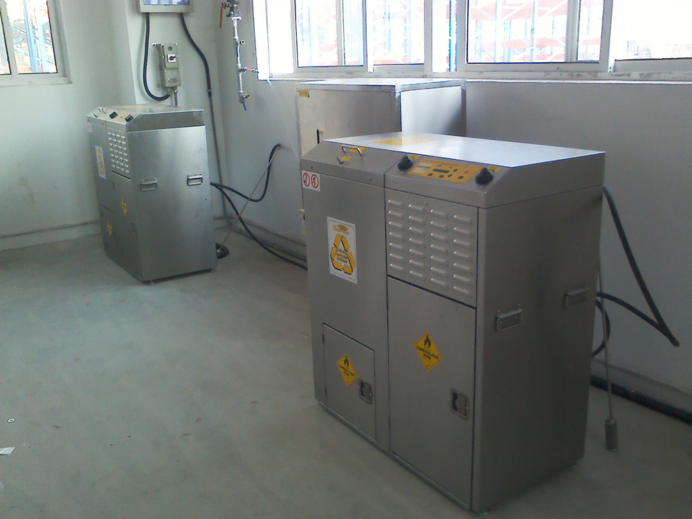 兩臺(tái)組合(蒸餾罐160升)